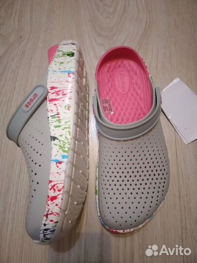 Crocs женские
