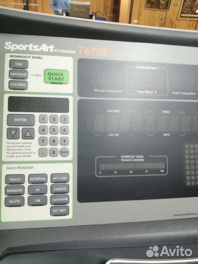 Беговая дорожка. Тренажер