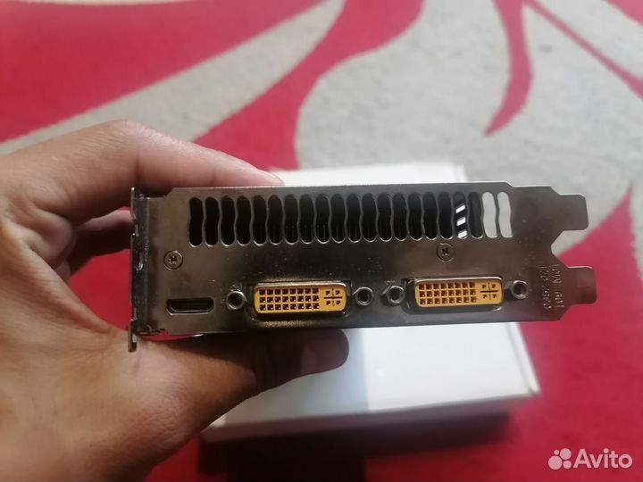 Видеокарта GTX 580 Zotac