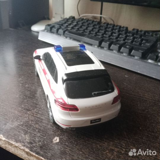 Машина радио