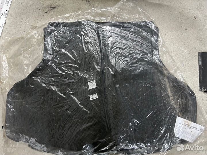 Коврик в багажник LADA granta седан