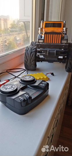 Машинка на радиоуправлении