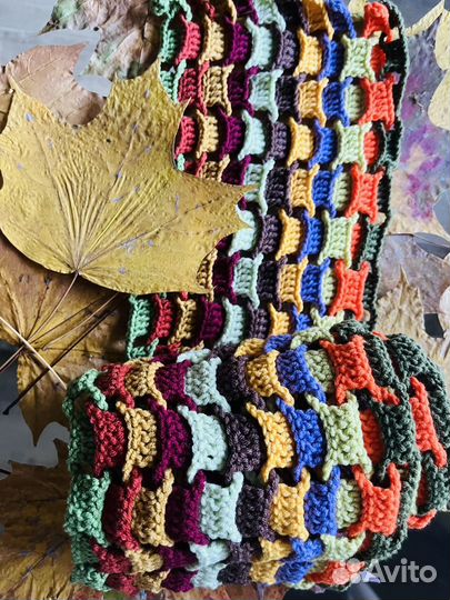 Шарф вязаный женский