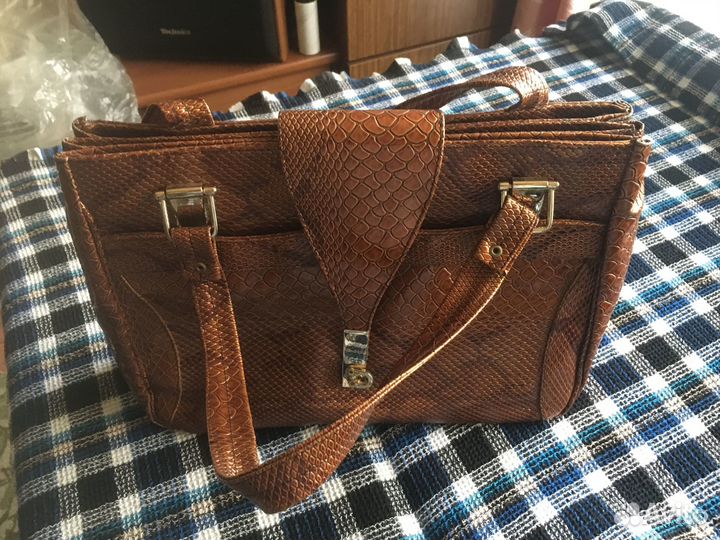 Сумоки разные дамская, шопер и пляжные