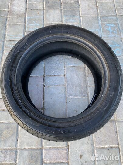 Toyo DRB 225/50 R17
