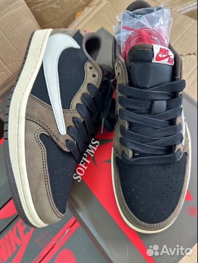 Nike Air Jordan 1 low Travis Scott Mocha