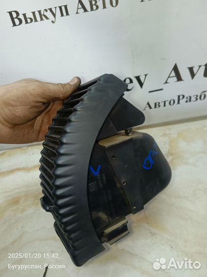 Дефлектор обдува салона левый Opel Omega B рест