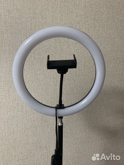 Кольцевая лампа