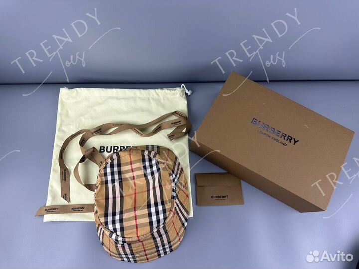 Панама Burberry