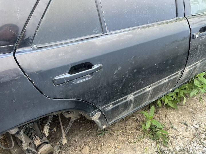 Дверь mercedes w124