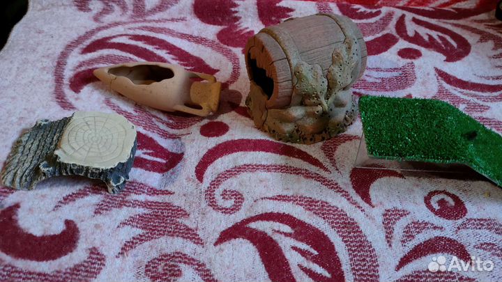 Бочонок.кувшин для рыб и мостики для черепах