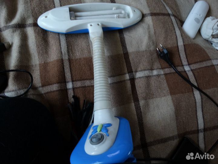 Светильник голубой на прищепке