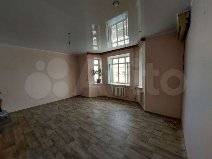 3-к. квартира, 94,5 м², 4/5 эт.