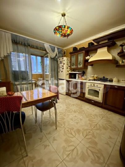 3-к. квартира, 80,9 м², 9/9 эт.