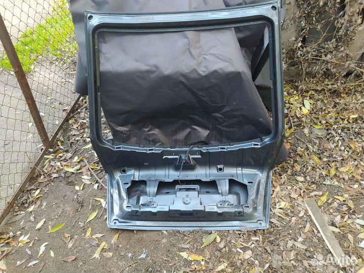 Крышка багажника Шкода Октавия 1 тур