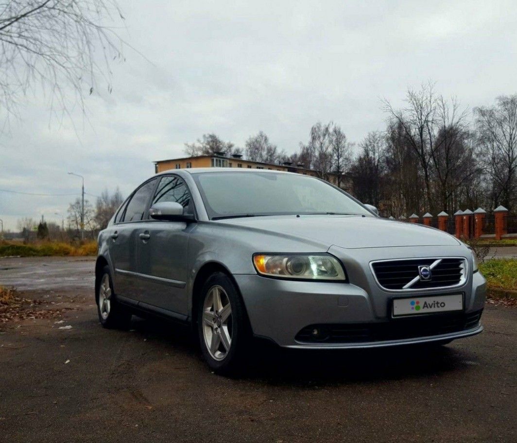 Volvo S40: фото владельца