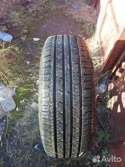 Doublestar DSS02 235/60 R18