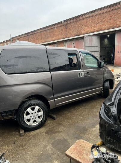 В разборе hyundai h1 2.5 D4CB евро 4 МКПП 2011 год