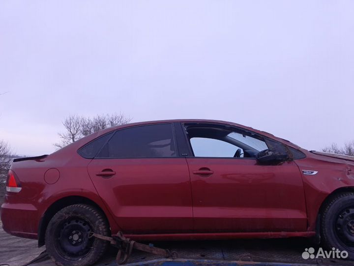 В разборе Volkswagen Polo 2016 г МКПП 1.6л