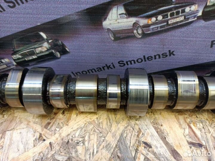 Распредвал Mitsubishi Carisma 4g92