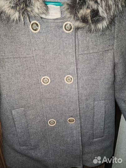 Пальто на девочку Zara 128