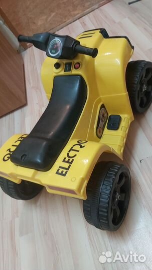 Квадроцикл детский электрический бу