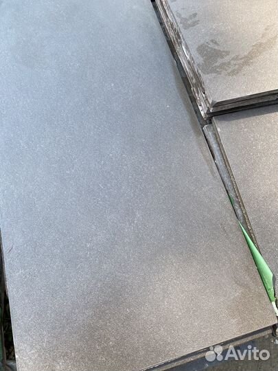 Плитка напольная бу