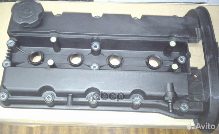 25192208 general motors Клапанная крышка 25192208