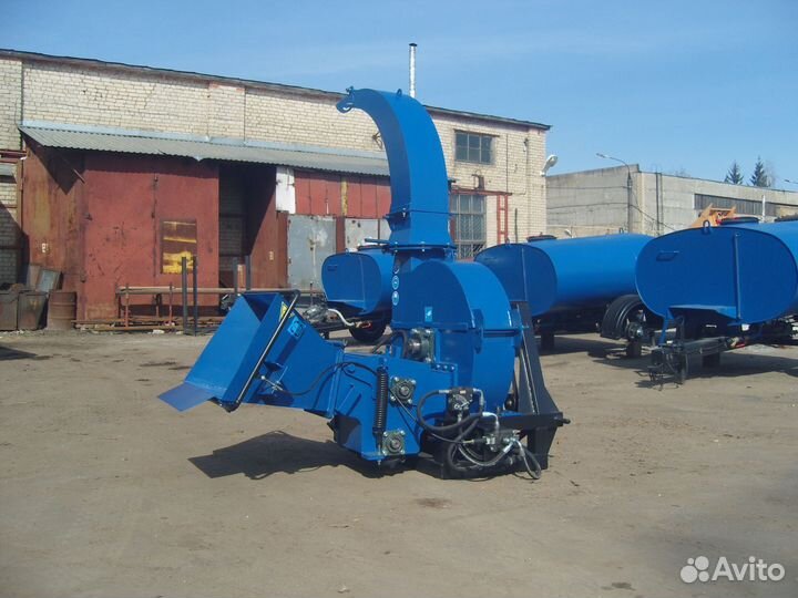 Измельчитель веток дерева с90ивн200г