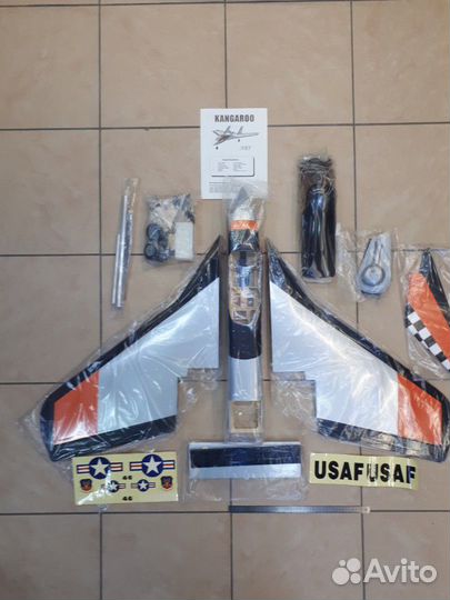 Радиоуправляемая модель самолета