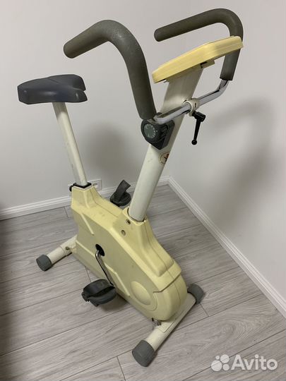 Тренажер велосипед