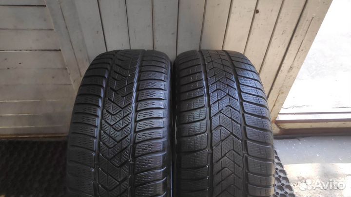 Pirelli Winter Sottozero 3 245/45 R19 102V