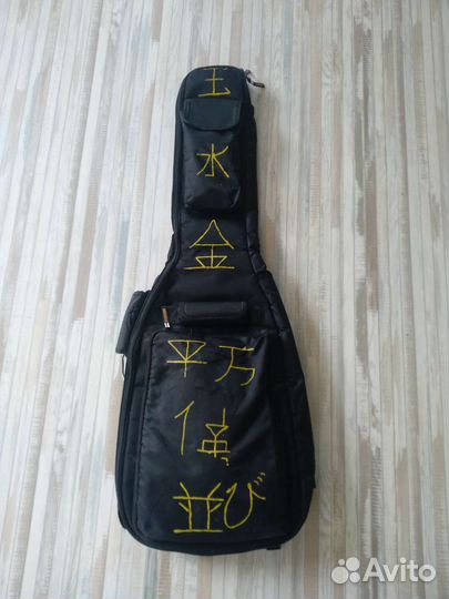 Электрогитара