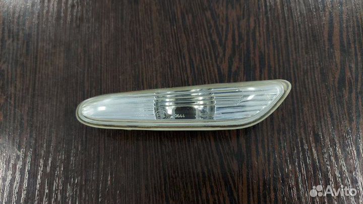 Повторитель поворота передний правый Bmw 525I E60