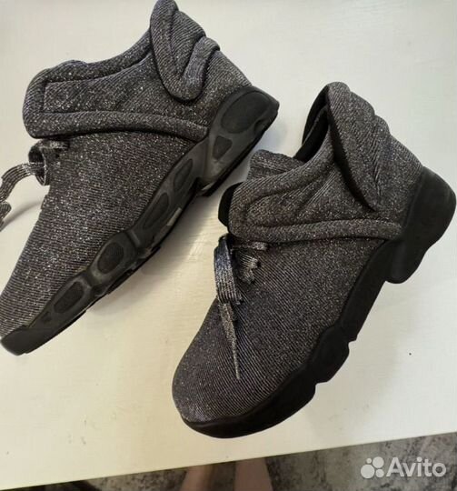 Кросовки женские 39 новые