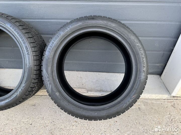 Triangle Snowlink PL02 255/45 R20