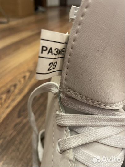 Коньки для девочки 29 р