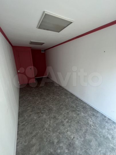 Торговая площадь под табачный магазин, 14.7 м²