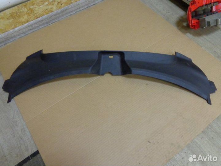 Кожух замка капота Audi A6 C6 BDW 2007