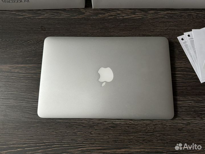 MacBook Air 11 2015 (комплект)