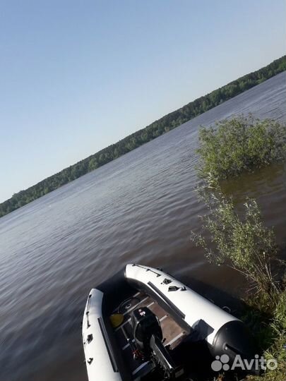 Продаётся лодка и мотор