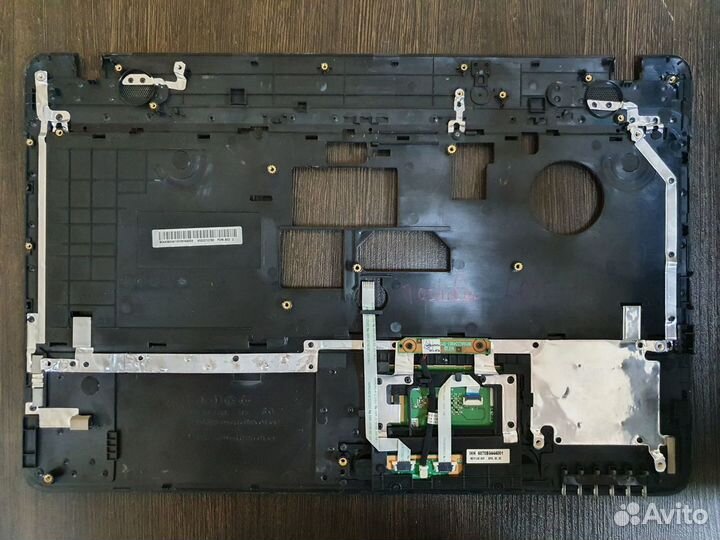 Запчасти и комплектующие на Toshiba Satellite L655