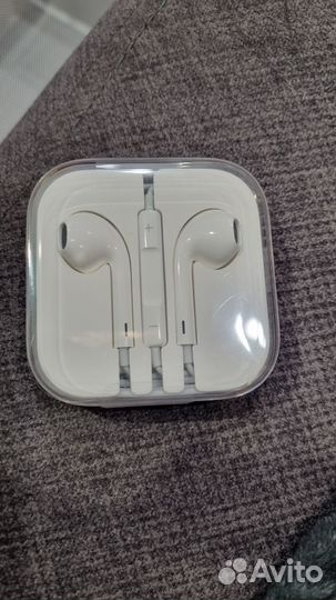 Наушники apple