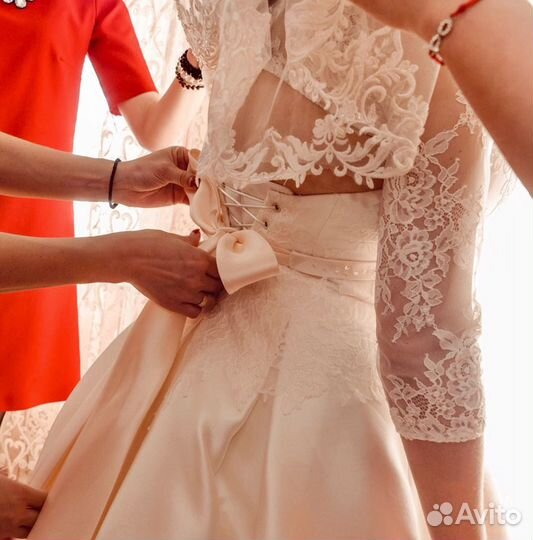 Свадебное платье