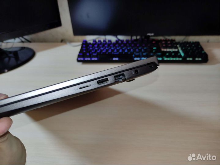 Ноутбук dell vostro 5410