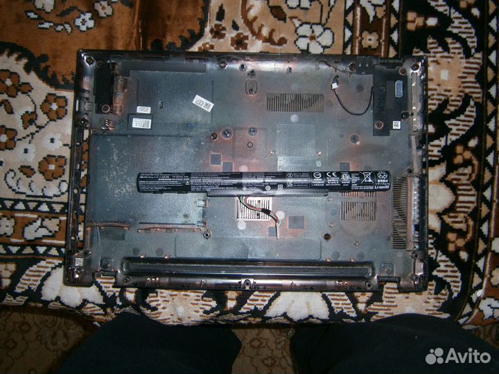 Ноутбук на запчасти