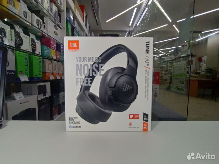 Беспроводные наушники JBL Tune 770NC