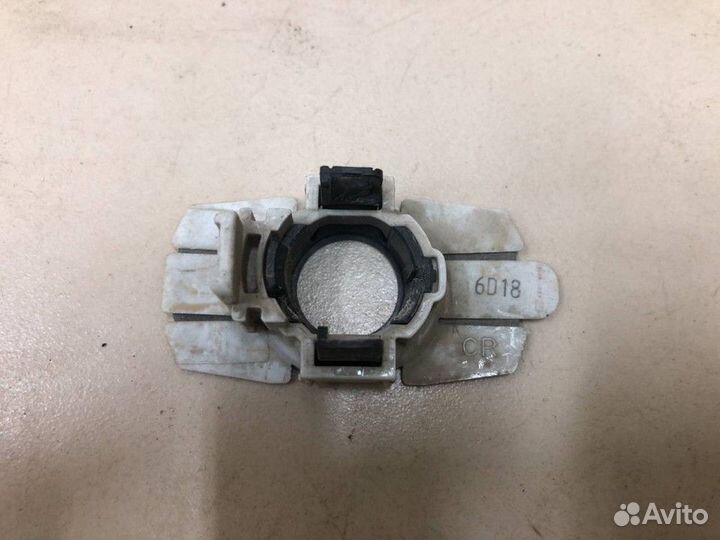 Кронштейн датчика парковки