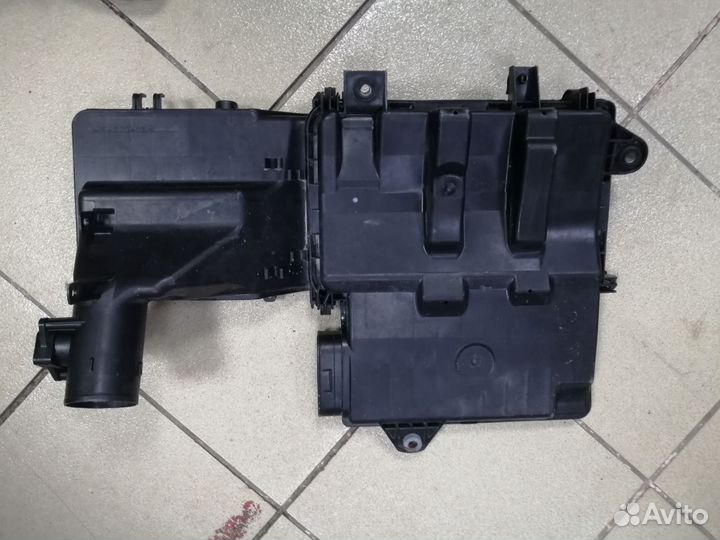 Корпус воздушного фильтра Mazda 3 BK BL 1.6