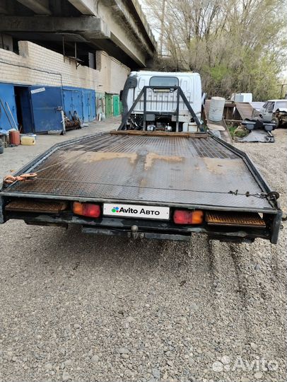 Nissan Cabstar, 2005